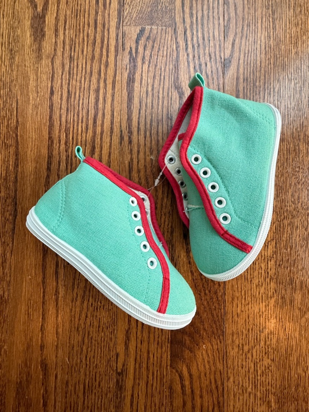 June & January Pull On High Tops Sz 8